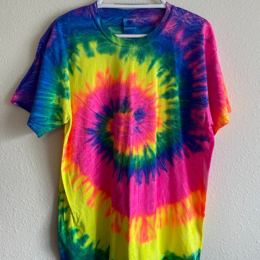 Short Sleeve Bright TieDye T-Shirt